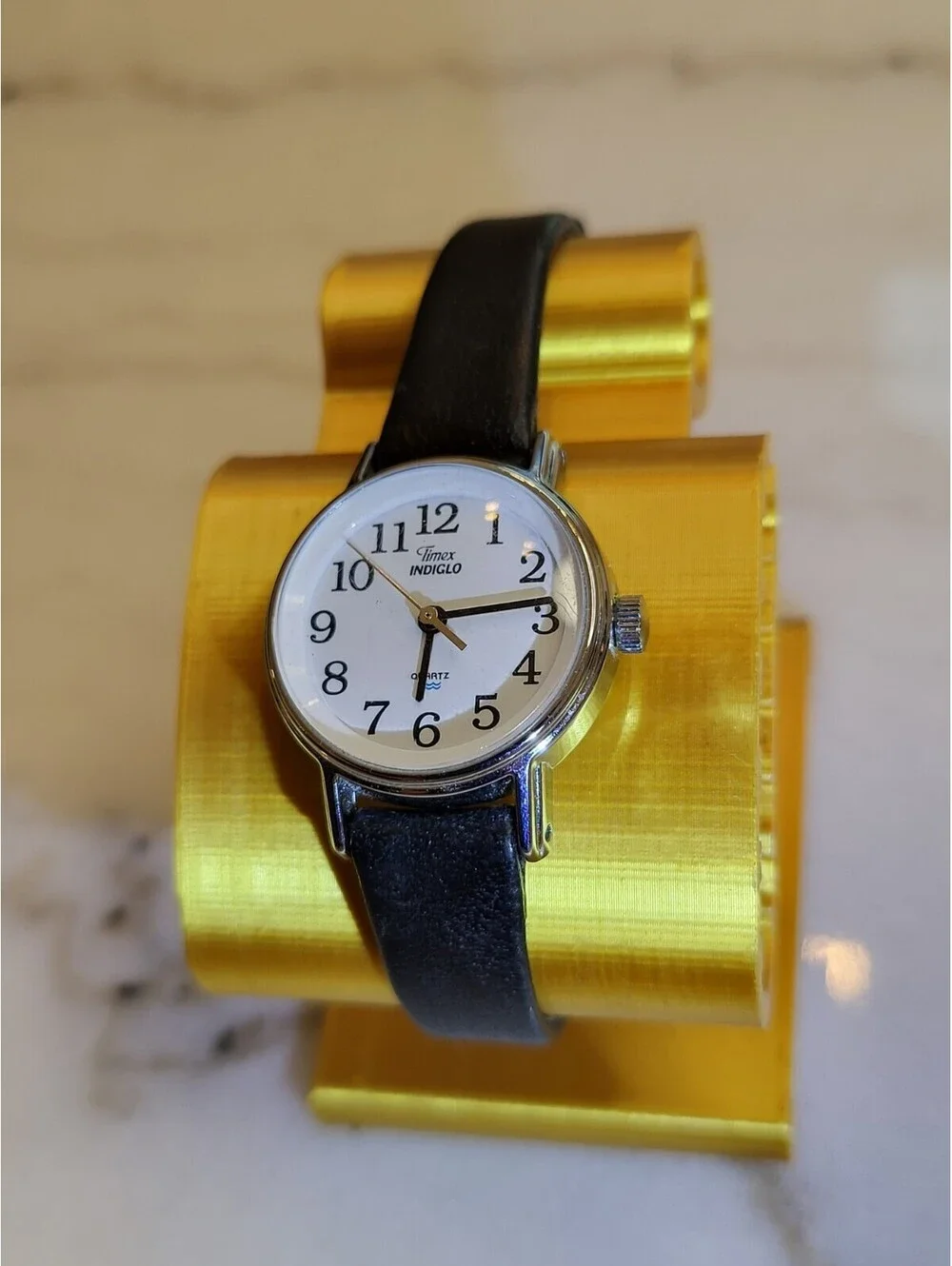 Vtg Timex Women's Quartz Watch Indiglo Works Perfectly EUC 23mm 7